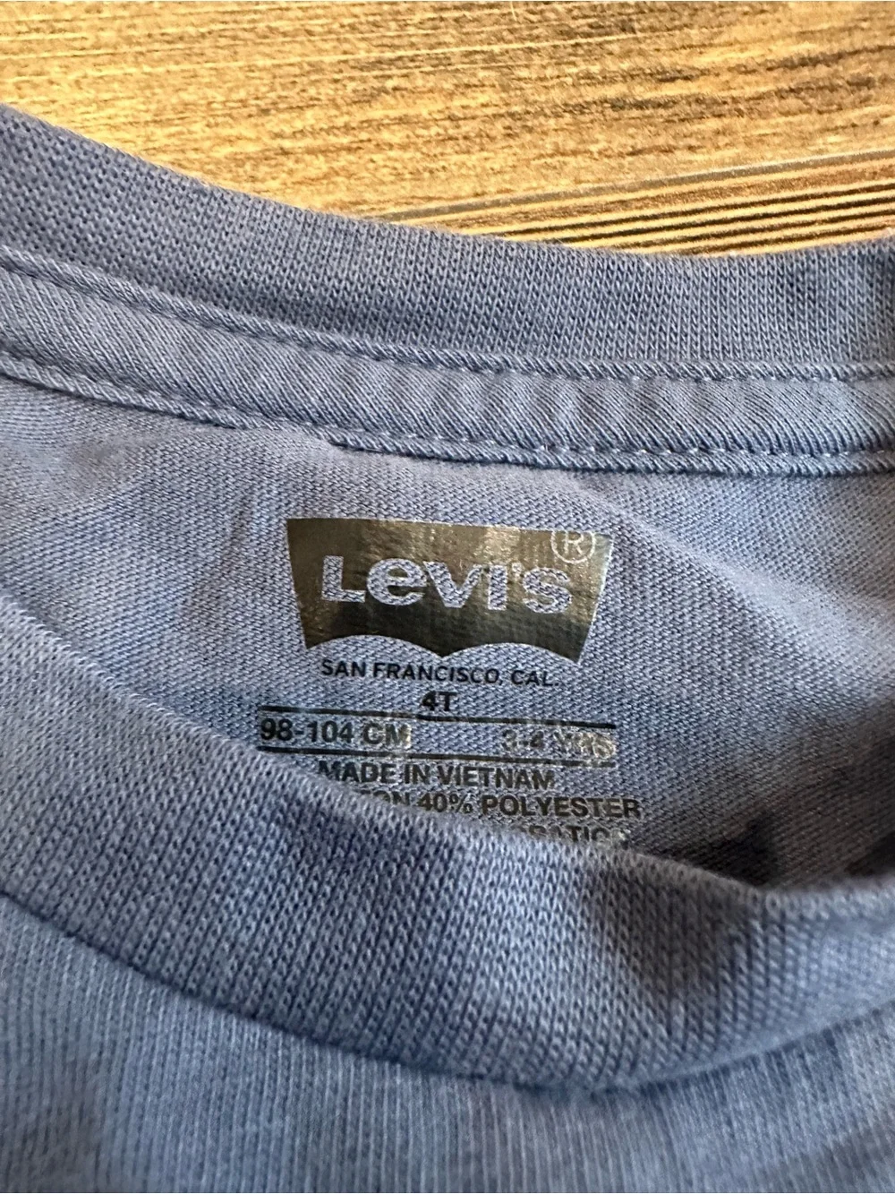 Levi's Navy Blue Graphic Tee & Light Blue Shorts Set Kids Toddler 4T Boys